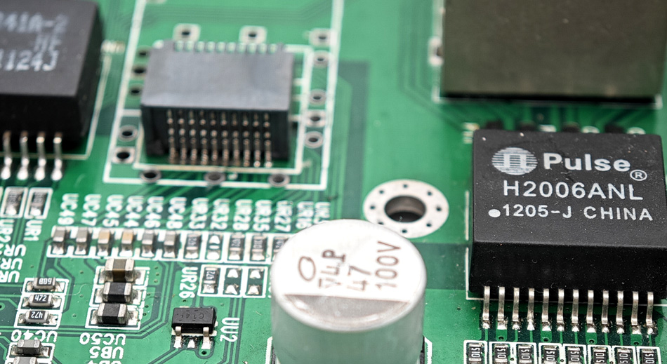 Paggalugad ng mga pagkakaiba -iba sa teknolohiya at serbisyo sa mga pandaigdigang pabrika ng PCBA