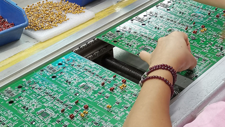 Paano nakakatulong ang serbisyo sa pagkonsulta sa customer ng pabrika ng PCBA na malutas ang mga problemang teknikal