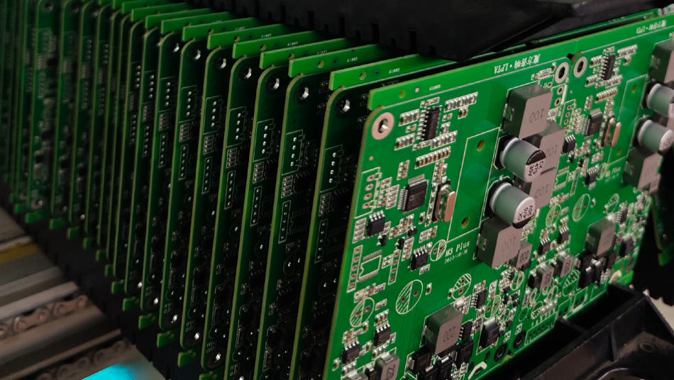 Ang pag-decipher ng buong-proseso na kalidad ng pagsubaybay sa sistema ng mga pabrika ng PCBA