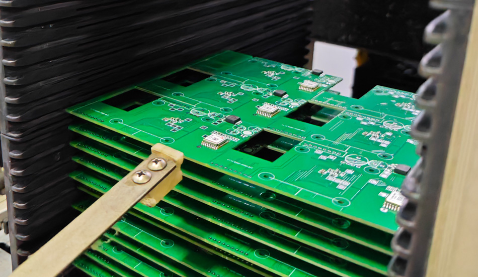 Ang epekto ng mga antas ng automation sa mga pabrika ng PCBA sa paggawa ng masa