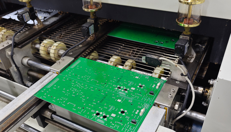 Paano nakakaapekto ang mga diskarte sa pagpapanatili ng mga pabrika ng PCBA sa pananaw ng industriya?