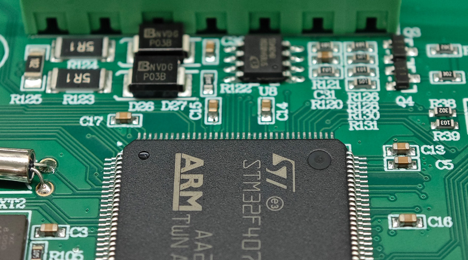 High-precision RCU PCBA Processing: Aling mga makabagong teknolohiya ang nagbago sa mga pamantayan sa industriya?